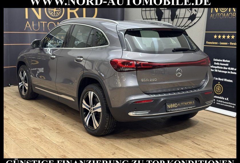 Mercedes-Benz EQA EQA 250 Progressive *LED*AHK*PANO*WIDE*19ZOLL*