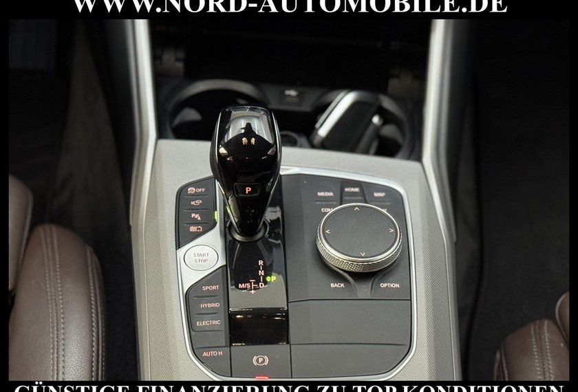 BMW 330 330 e touring Advantage*xDrive*AHK*LED*ACC*UPE71