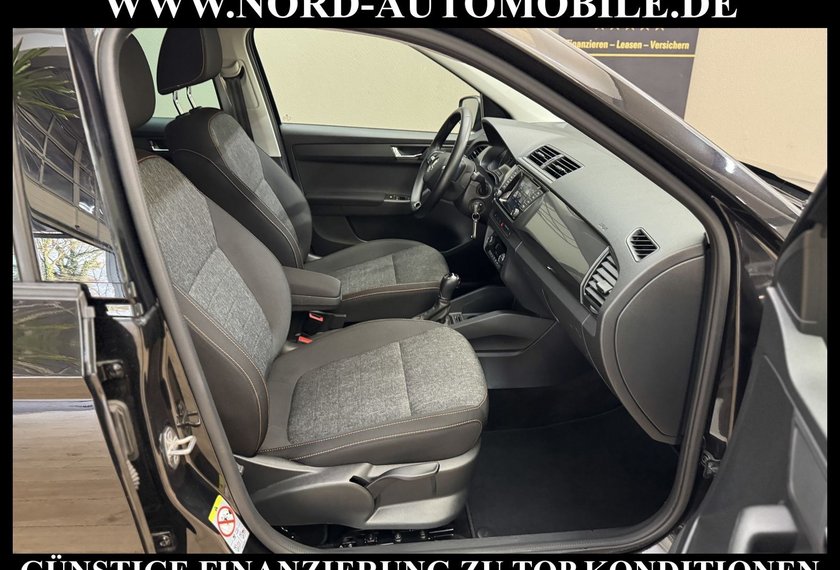 Skoda Fabia Fabia Combi Ambition DSG Navi/LED/PDC/AHK/16