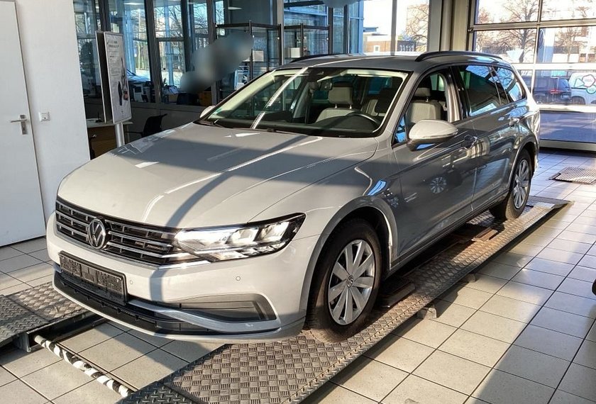Volkswagen Passat Variant Passat Variant Conceptline 2.0 TDI DSG AHK/Kamer
