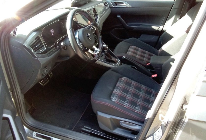 Volkswagen Polo Polo GTI 2.0 TSI DSG Dig.Cockpit/Kamera/LED/18