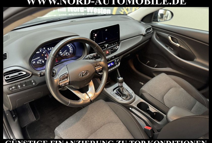 Hyundai i30 i30 cw Automatik *LED*Navi*Kamera*SHZ*PDC*