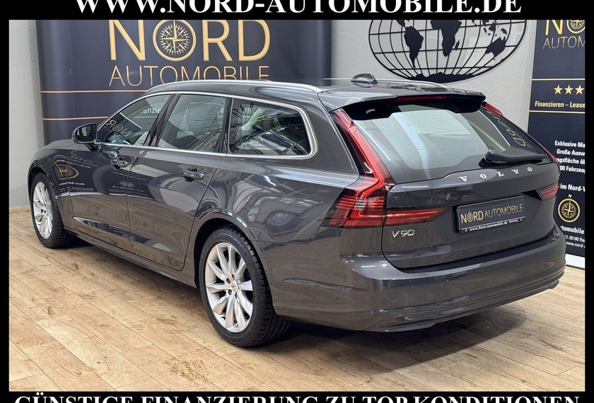 Volvo V90 V90 Kombi D4 Diesel Momentum Pro*AHK*LEDER*UPE60