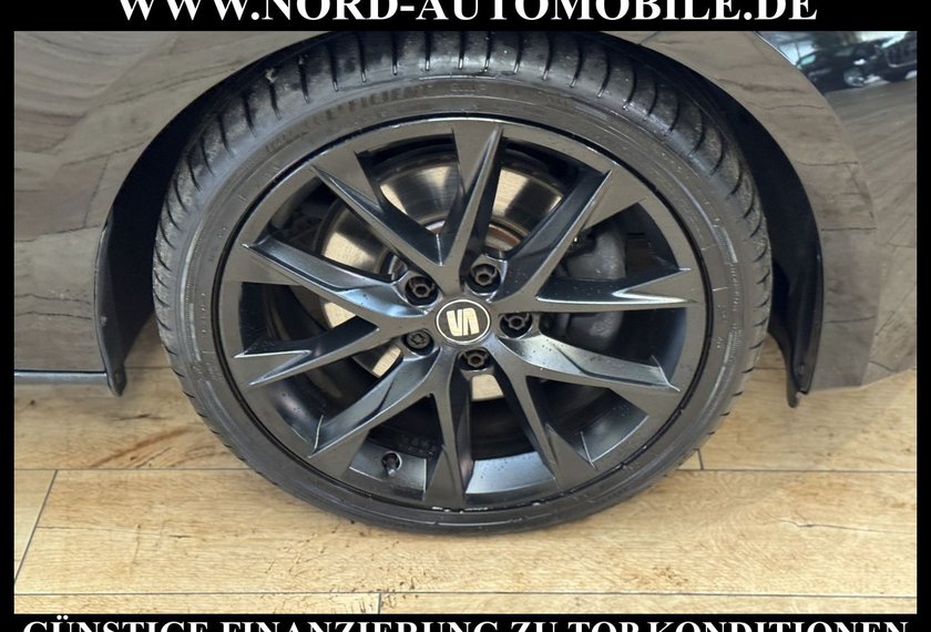 Seat Leon Leon FR-Line Black Matt Edition 2.0 TDI  Pano/18