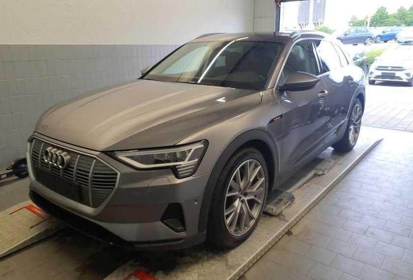 Audi e-tron e-tron QU. Teilleder/Kamera/21/Navi/LED/UPE83/