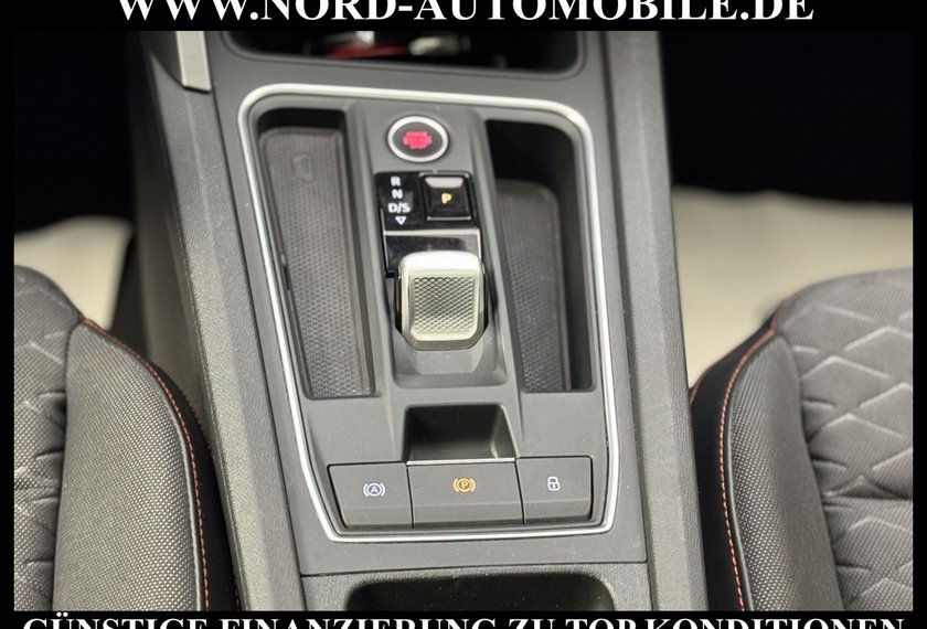 Seat Leon Leon SP FR-Line 2.0 TDI DSG Pano/Navi/LED