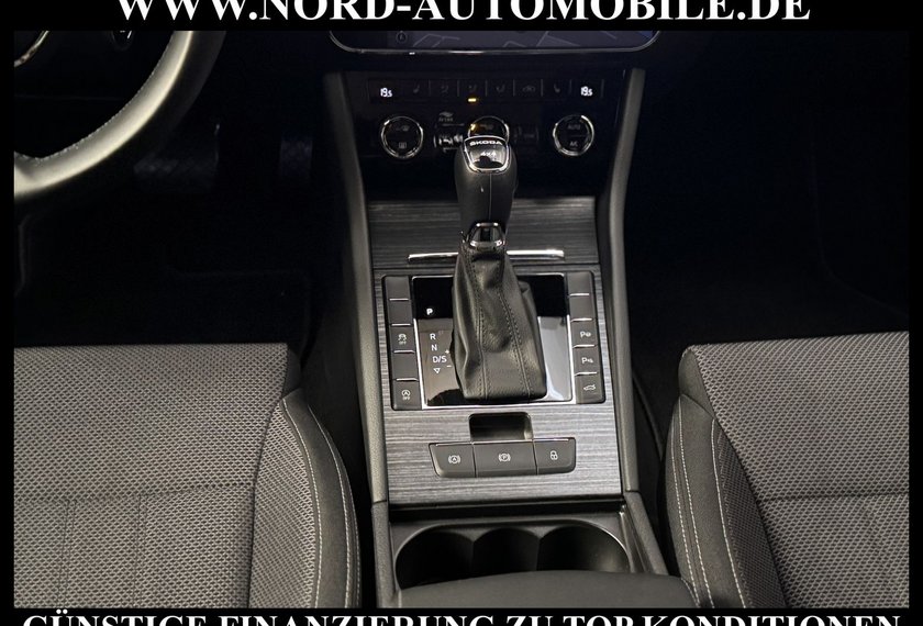 Skoda Superb Superb Combi Style 2.0 TDI DSG AHK/Kamera/Navi