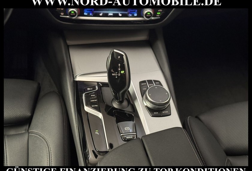 BMW 530 530 d Touring *LED*Navi*LiveCP*Leder*ParkAss*18Z