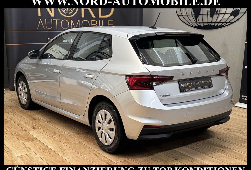 Skoda Fabia Fabia Active 1.0 MPI SmartLink/PDC/Klima/LED