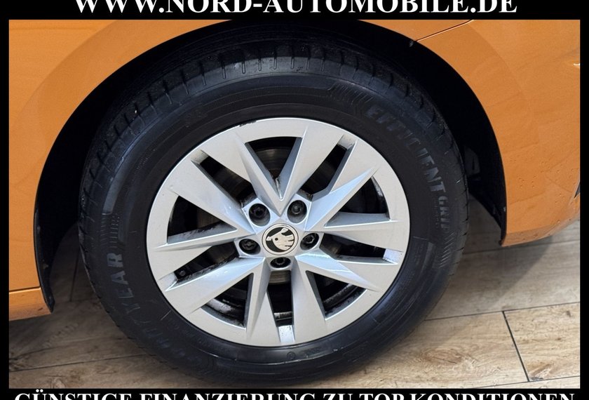 Skoda Fabia Fabia 1.0 MPI Ambition *LED*Navi*SHZ*WinterPak*