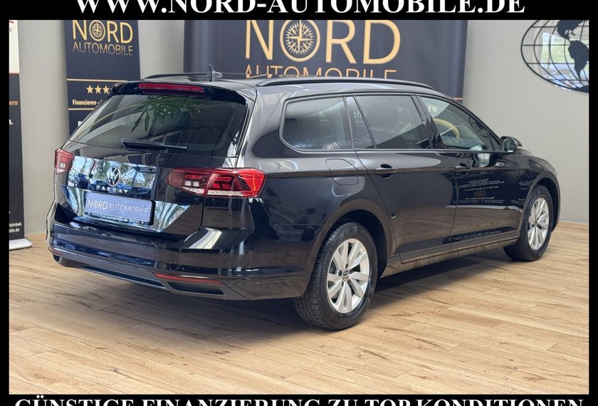 Volkswagen Passat Variant Passat Variant Basic 2.0 TDI DSG Kamera/Navi/LED