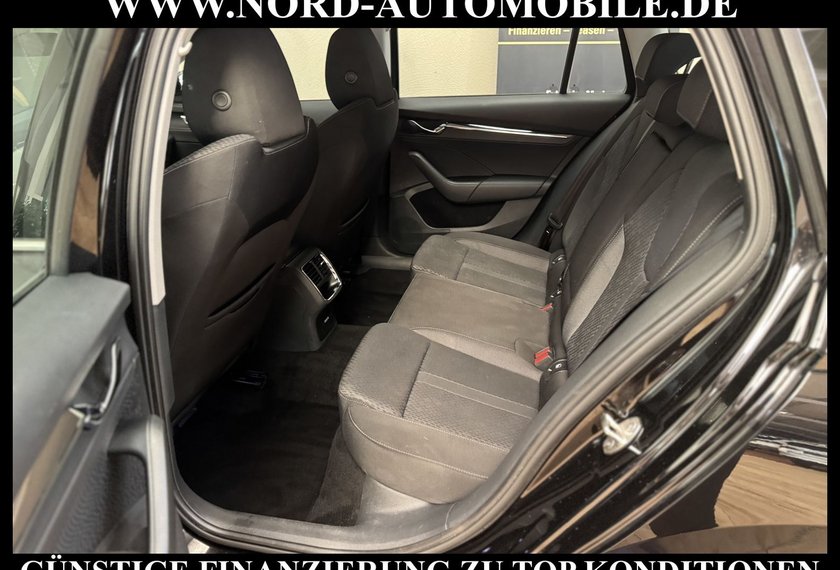 Skoda Octavia Octavia Combi Style 2.0 TDI DSG AHK/Kamera/Navi/