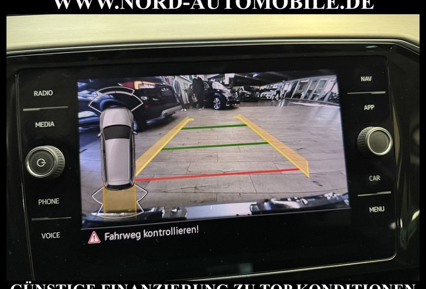 Volkswagen Passat Variant Passat Variant Elegance 2.0 TDI AHK/Kamera/18/