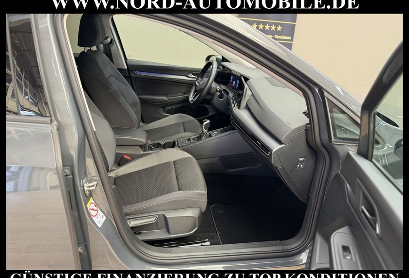 Volkswagen Golf Golf VIII Lim.1.5 TSI Active Matrix/StHz/Navi/