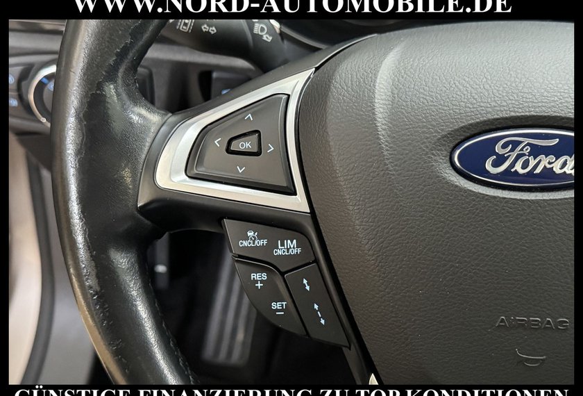 Ford Mondeo Mondeo Lim. 2.0 EB Titanium *PANO*LEDER*ACC*LED*