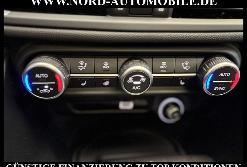 Alfa Romeo Giulia Giulia 2.2 JTDM LUSSO TI *PANO*LEDER*ACC*UPE:56*