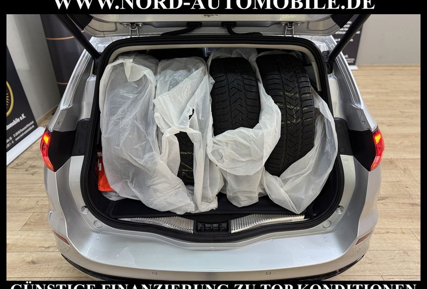 Ford Mondeo Mondeo Turnier 2.0 EB Titanium *AHK*ACC*PANO*LED