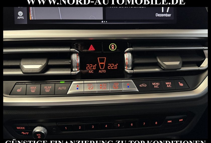 BMW 330 330 e Touring Sport Line *LED*AHK*ParkAss+*LiveC