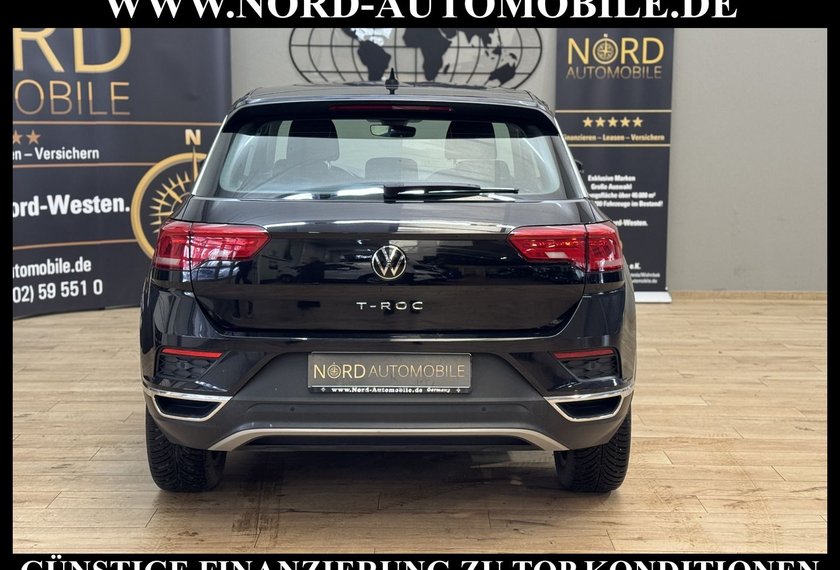 Volkswagen T-Roc T-Roc Style 1.5 TSI DSG Navigation/PDC/17