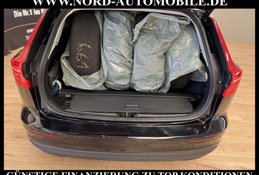 Volvo V60 V60 Kombi B3 Core *NAVI*LED*4xSHZ*UPE:53