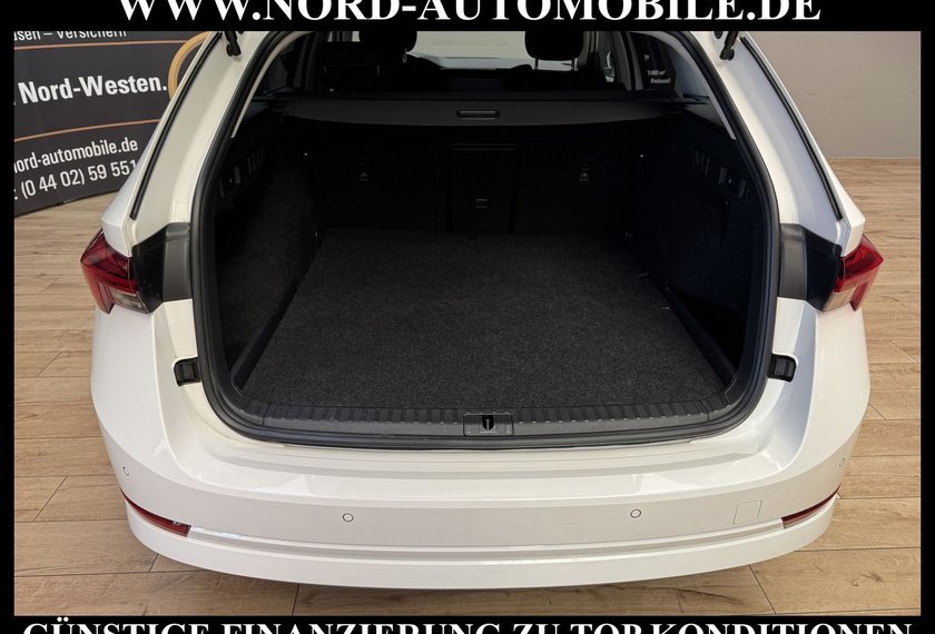 Skoda Octavia Octavia iV Combi Style 1.4TSI DSG AHK/HeadUp/18