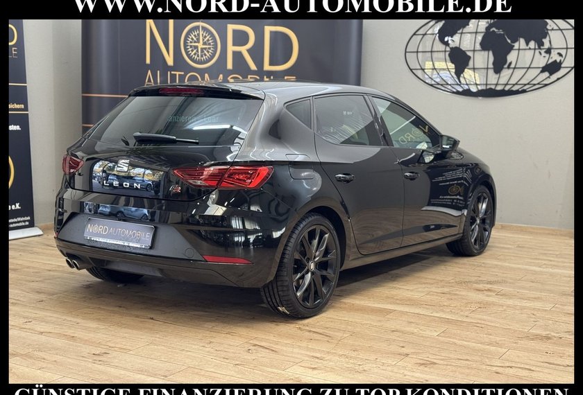 Seat Leon Leon FR-Line Black Matt Edition 2.0 TDI  Pano/18