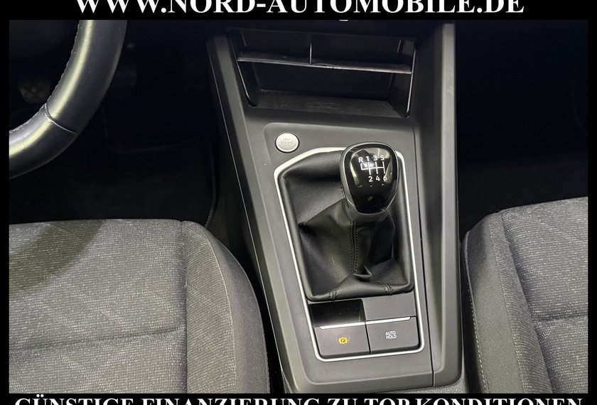 Volkswagen Golf Golf Life 1.5 TSI NAvi/LED/PDC/Dig.Cockpit/