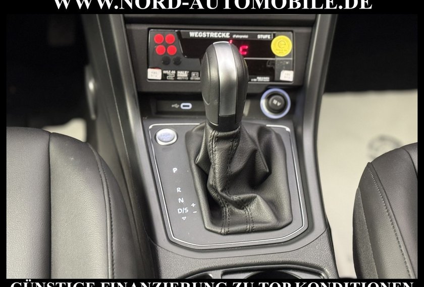 Volkswagen Touran Touran 2.0 TDI DSG Taxi Leder/SIDE&amp;LANE/PDC