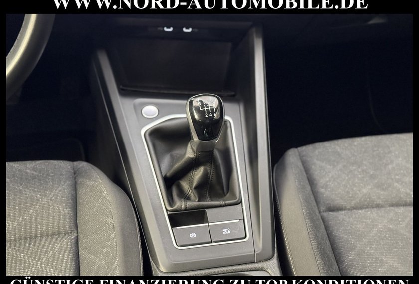 Volkswagen Golf Golf VIII Variant 1.0 TSI Life Side&amp;Lane/Kamera/