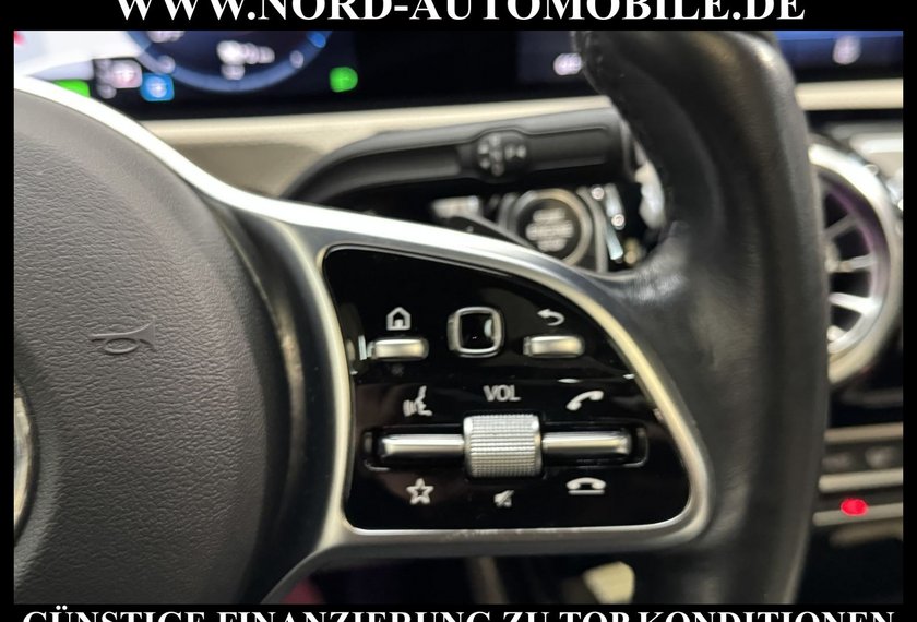 Mercedes-Benz A 250 A 250 e Limousine Progressive Distro+*Pano*MBEAM