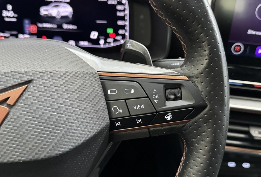 Cupra Formentor Formentor 1.5 TSI DSG LED/SHZ/ACC/PDC/Virt.Cockp