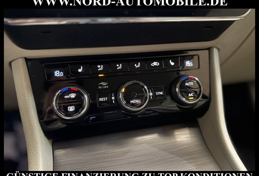 Skoda Superb Superb Combi 2.0 TDI Style DSG Kamera/Navi/LED