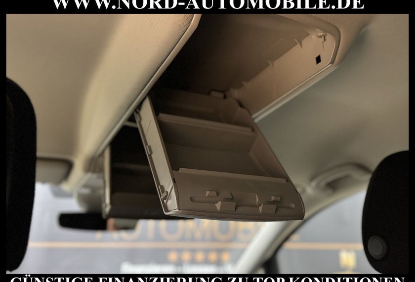 Volkswagen Touran Touran IQ.Drive 1.6 TDI DSG 7-Sitzer/Navi/Kamera