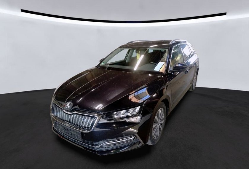 Skoda Superb Superb iV Combi Ambition 1.4 TSI DSG Virt.Cockpi