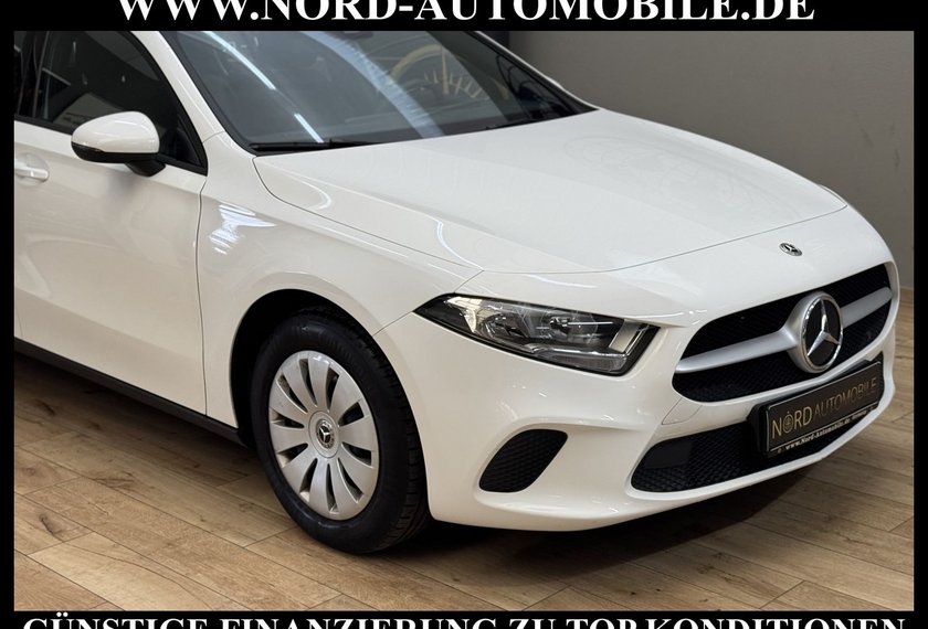 Mercedes-Benz A 180 A 180d Panorama/Navi/Tempomat