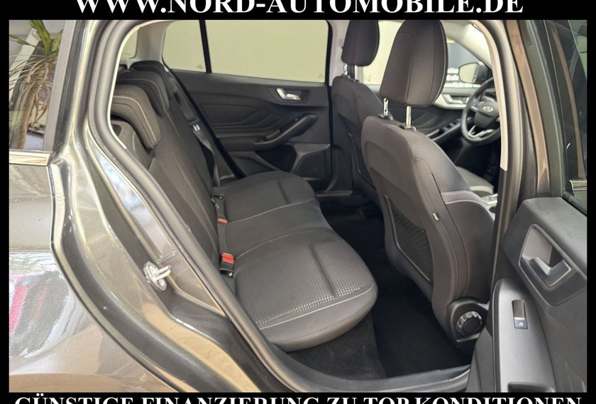 Ford Focus Focus Turnier 2.0 EcoBlue *LED*AHK*KAM*MEGA-KM*