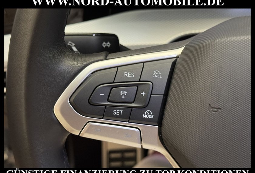 Volkswagen Golf Golf VIII Lim. 1.5 TSI Goal Navi/LED/PDC