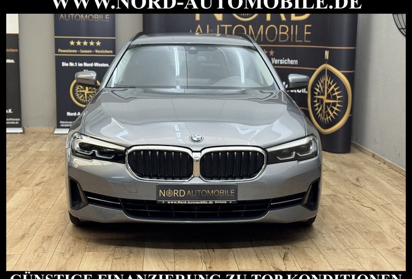 BMW 520 520 d Touring xDrive *LED*StHz*AHK*Luft*ParkAss*