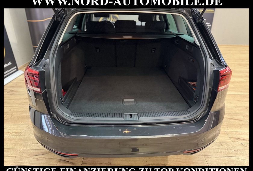 Volkswagen Passat Variant Passat Variant Business 1.5 TSI DSG AHK/Navi/LED