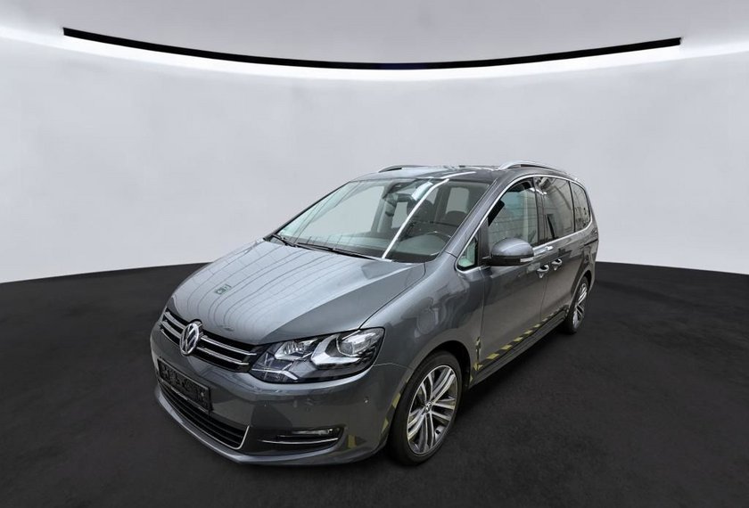 Volkswagen Sharan Sharan Highline 2.0 TDI DSG 7-Sitzer/Pano/Kamera