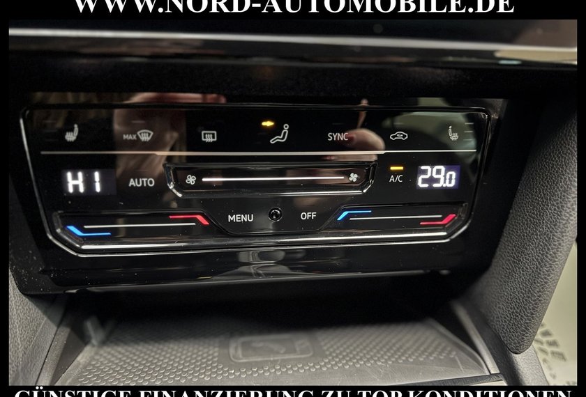 Volkswagen Passat Variant Passat Variant R-Line 2.0 TDI Dig.Cockpit/17/AHK