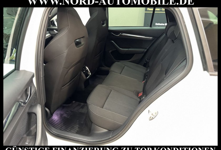 Skoda Octavia Octavia iV Combi 1.4 TSI DSG Sportpaket/Pano/18/