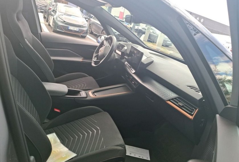 Cupra Born Born 150KW Automatik Kamera/ACC/18