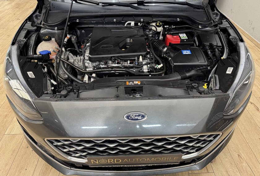 Ford Focus Focus Lim VIGNALE 1.5 EB *AHK*PANO*SCHÖN VOLL*