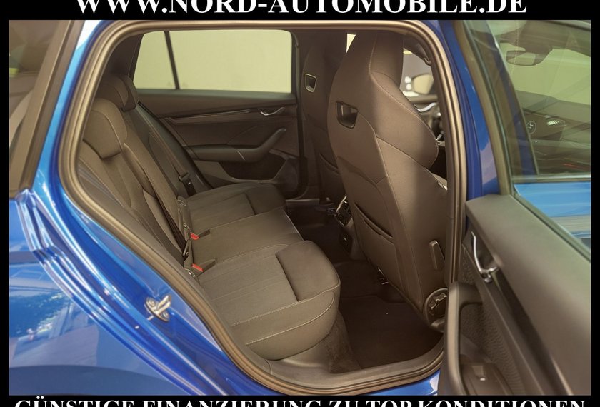 Skoda Octavia Octavia Combi Sportline 2.0 TDI DSG Head-Up/Navi
