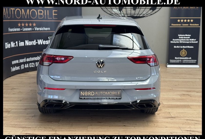 Volkswagen Golf Golf 1.5 eTSI DSG R-Line Black Style Kamera/18/