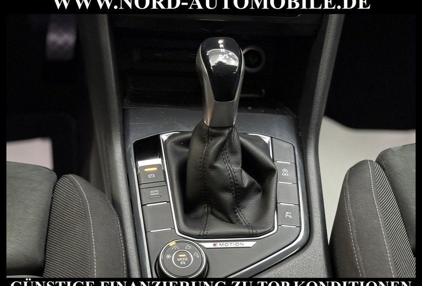 Volkswagen Tiguan Tiguan 2.0 TDI Elegance 4MOT AHK/Head-Up/ACC/Nav