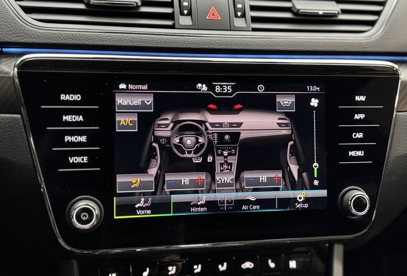 Skoda Superb Superb Combi 2.0 TDI DSG Sportline AHK/Area View