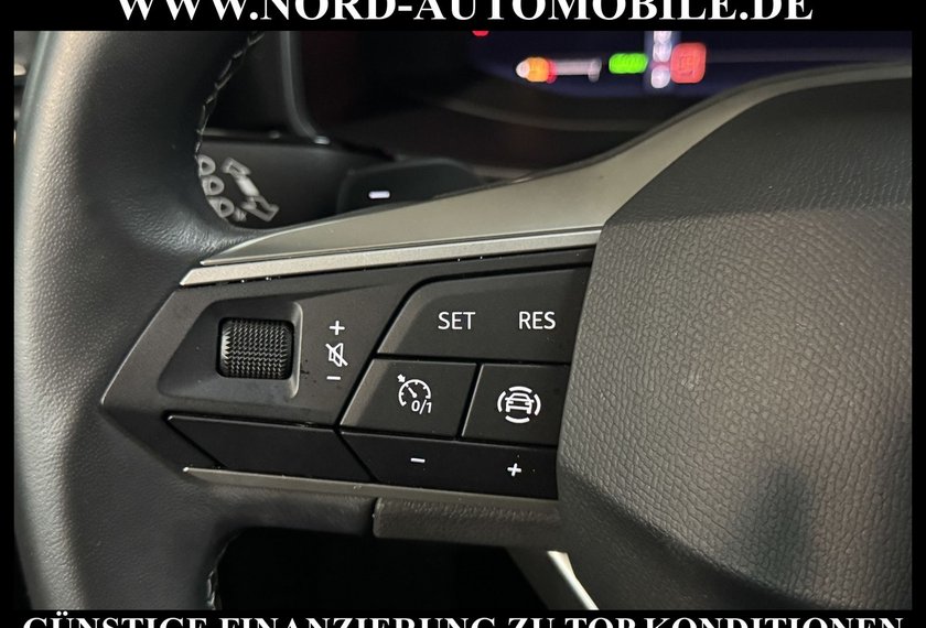 Seat Leon Leon Xcellence 1.4 TSI e-HYBRID DSG Navi/LED/SHZ