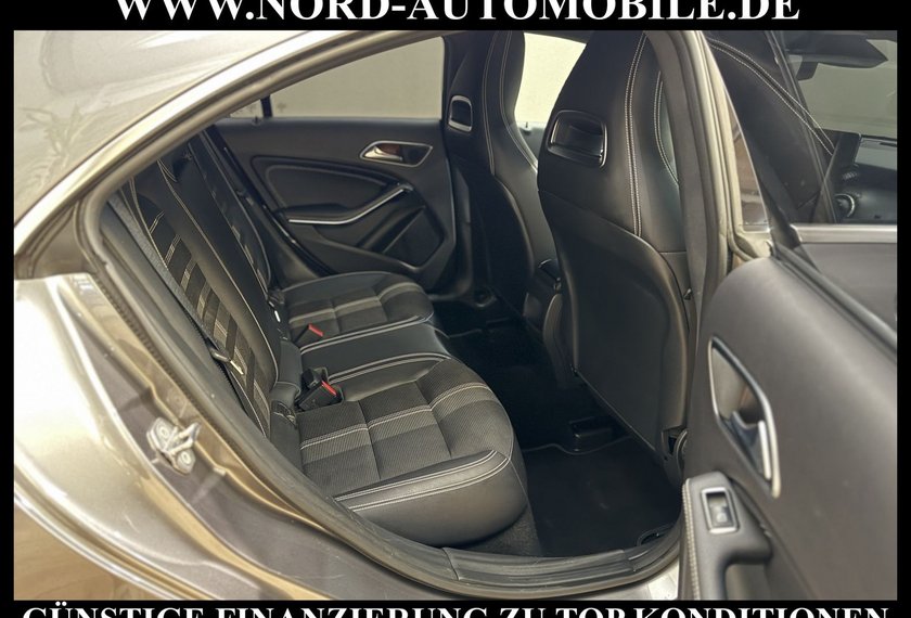 Mercedes-Benz CLA 180 CLA 180 Coupé *LED*Navi*Kamera*AHK*17Z-AMG*
